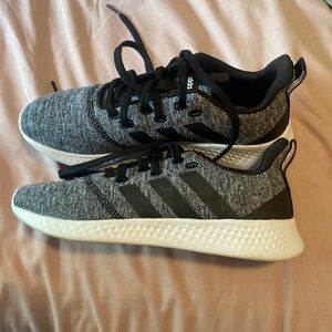 New Adidas cloud foam sneakers size 8.5